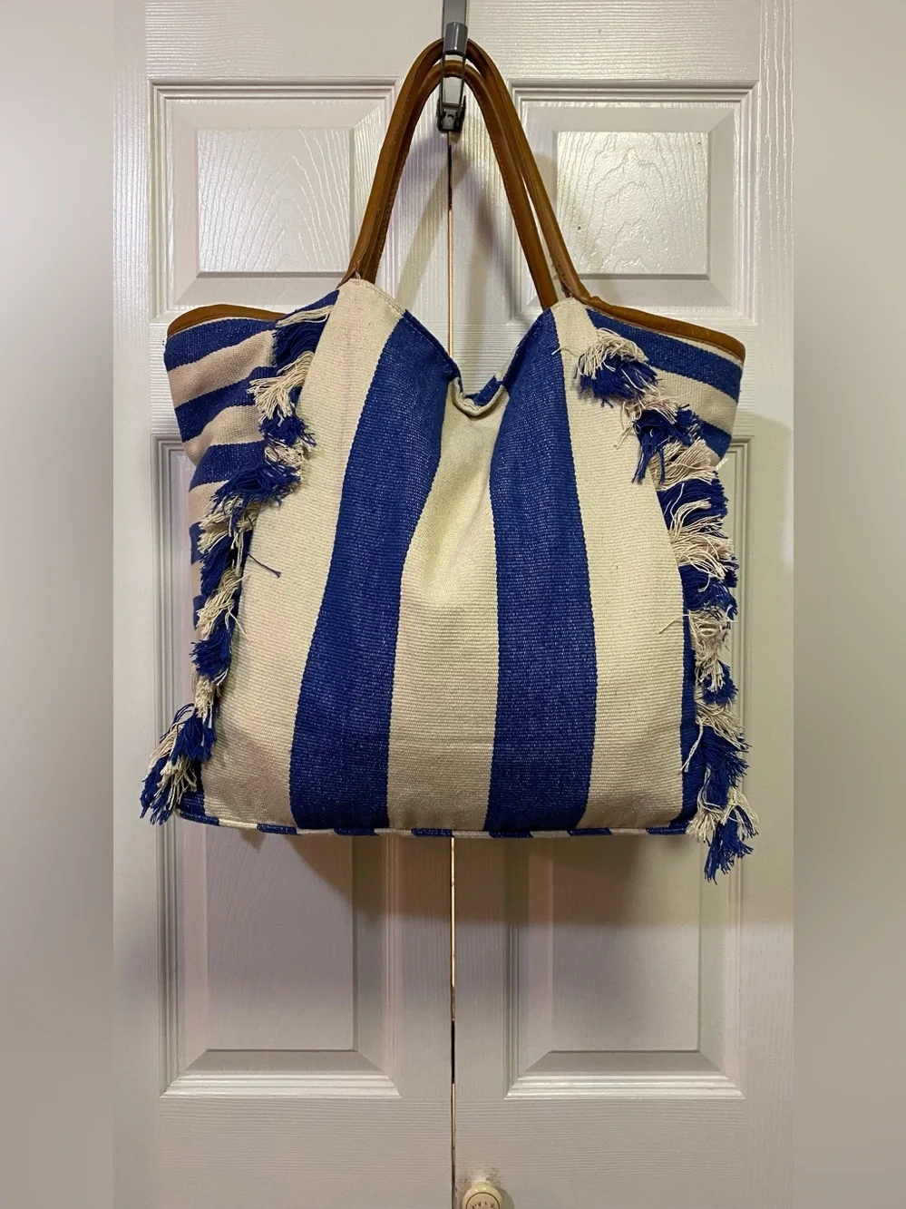 LU & ELLE Come Sail Away Tote NWT!